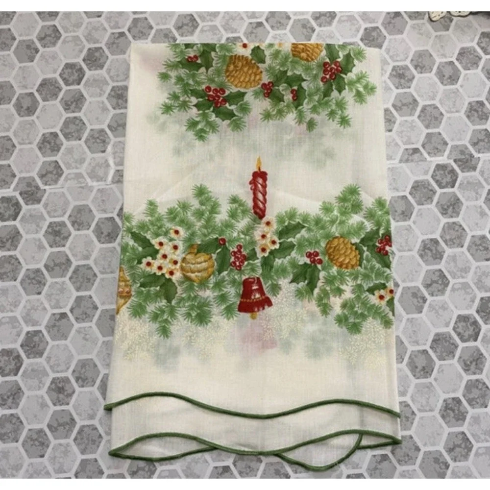 The Sovereign Collection Christmas Table Cloth Aleluia 33x33 Style 3150